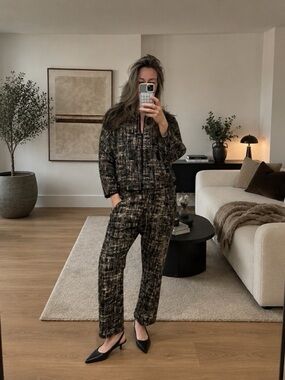 Zero + Maria Cornejo Textured Print Suit Set – Cropped Jacket & Slouchy Pants